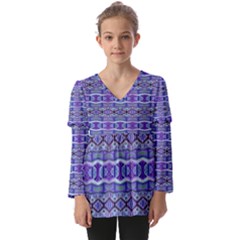 Vertical Striped Ornate Seamless Pattern Kids  V Neck Casual Top