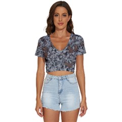 Floral Surface Print Design V-neck Crop Top