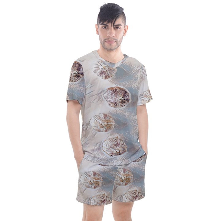 There`s Not Such A Thing As Too Much Garlic! Men s Mesh Tee and Shorts Set