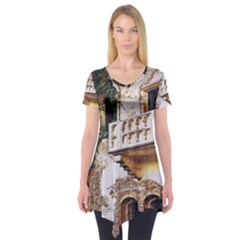 Juliet`s Windows   Short Sleeve Tunic  by ConteMonfrey