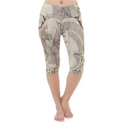 Mapa Mundi - 1774 Lightweight Velour Cropped Yoga Leggings by ConteMonfrey