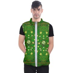 Lotus Bloom In Gold And A Green Peaceful Surrounding Environment Men s Puffer Vest