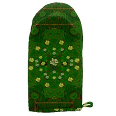 Lotus Bloom In Gold And A Green Peaceful Surrounding Environment Microwave Oven Glove