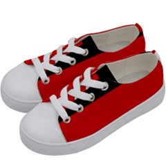 Berlin Old Flag Kids  Low Top Canvas Sneakers by tony4urban