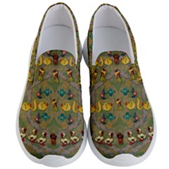 Fishes Admires All Freedom In The World And Feelings Of Security Men s Lightweight Slip Ons by pepitasart