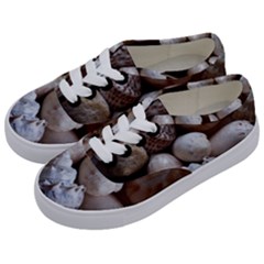 Beautiful Seashells  Kids  Classic Low Top Sneakers by StarvingArtisan