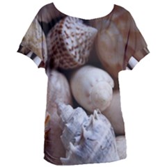 Beautiful Seashells  Women s Oversized Tee