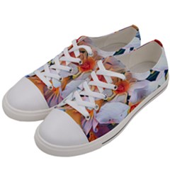 Daisy Painting  Men s Low Top Canvas Sneakers by StarvingArtisan