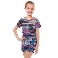 Splattered Paint On Wall Kids  Mesh Tee And Shorts Set