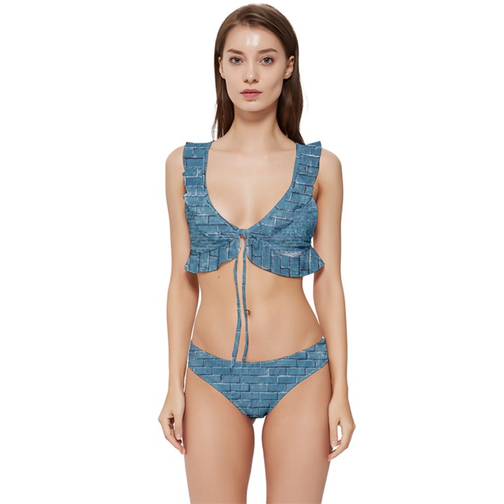 White And Blue Brick Wall Low Cut Ruffle Edge Bikini Set