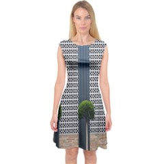 Exterior-building-pattern Capsleeve Midi Dress