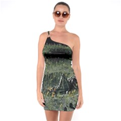 Astronaut Lying In Flowers Fantasy One Soulder Bodycon Dress by artworkshop