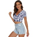 Cute safari animals blue giraffe V-Neck Crop Top View2