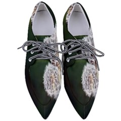 White Flower Pointed Oxford Shoes by artworkshop