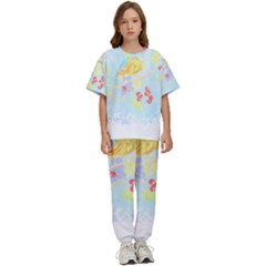 Birds Illustration T- Shirtbird T- Shirt (6) Kids  Tee And Pants Sports Set by maxcute