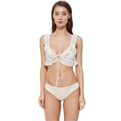 Dry Grass Texture T- Shirt Dry Grass Texture T- Shirt Low Cut Ruffle Edge Bikini Set