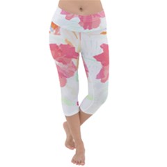 Hawaii T- Shirt Hawaii Florist Modern T- Shirt Lightweight Velour Capri Yoga Leggings by maxcute