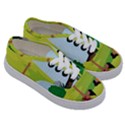 Large Kids  Classic Low Top Sneakers View3