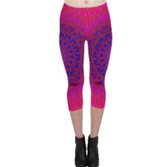 Geometric Pattern Line Art Kaleidoscope Symmetry Capri Leggings 