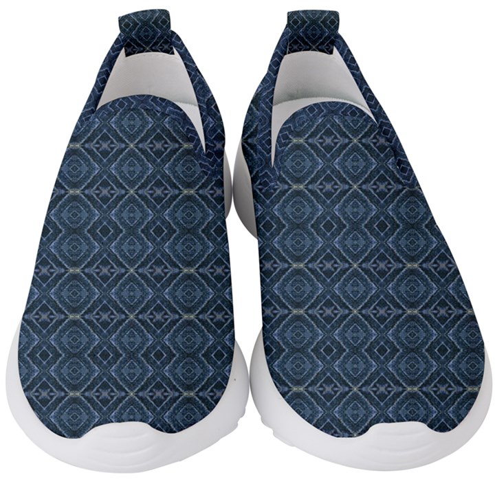 Blue Diamonds Motif Fancy Pattern Design Kids  Slip On Sneakers