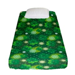 Leaf Clover Star Glitter Seamless Fitted Sheet (single Size) by Pakemis