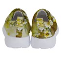 Watercolor Yellow And-white Flower Background Kids  Velcro No Lace Shoes View4