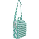 Chevron Pattern Gifts Crossbody Day Bag View2