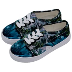 Lake Kids  Classic Low Top Sneakers