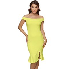 Unmellow Yellow	 - 	Off Shoulder Ruffle Split Hem Bodycon Dress