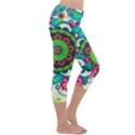 Artistic Pattern Mandala Capri Yoga Leggings View3