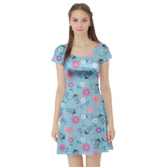 Pink And Blue Floral Wallpaper Short Sleeve Skater Dress