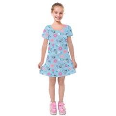 Pink And Blue Floral Wallpaper Kids  Short Sleeve Velvet Dress