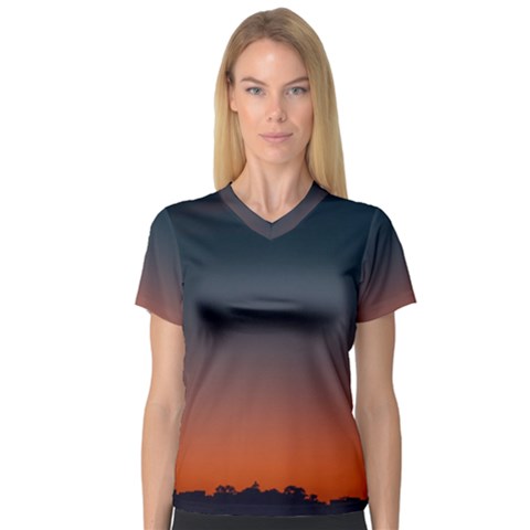 Sky Gradient V-neck Sport Mesh Tee by artworkshop