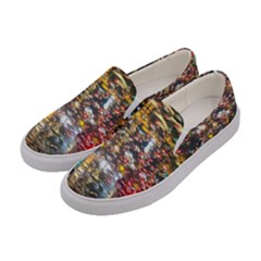 Water Droplets Women s Canvas Slip Ons