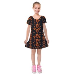 Oil Painted Bloom Brighten Up In The Night Kids  Short Sleeve Velvet Dress