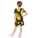 Leaves Foliage Pattern Metallic Gold Background Kids  Short Sleeve Velvet Dress View2