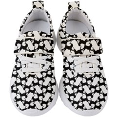 Playful Pups Black And White Pattern Kids  Velcro Strap Shoes by dflcprintsclothing