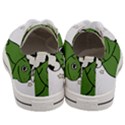 Frog with a cowboy hat Men s Low Top Canvas Sneakers View4