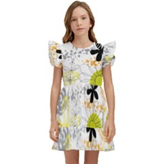 Doodle Flowers Hand Drawing Pattern Kids  Winged Sleeve Dress