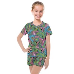 Background Texture Paisley Pattern Kids  Mesh Tee And Shorts Set