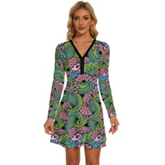 Background Texture Paisley Pattern Long Sleeve Deep V Mini Dress 