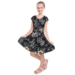 White And Yellow Floral And Paisley Illustration Background Kids  Short Sleeve Dress