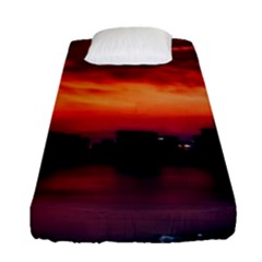 New York City Urban Skyline Harbor Bay Reflections Fitted Sheet (single Size) by Jancukart