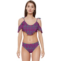 Pattern 26 Ruffle Edge Tie Up Bikini Set	