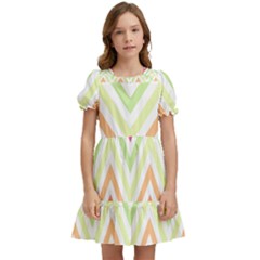 Pattern 39 Kids  Puff Sleeved Dress by GardenOfOphir