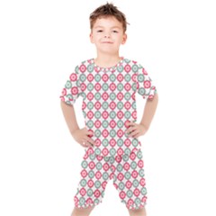 Elegant Pattern Kids  Tee and Shorts Set