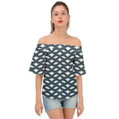 Lattice Pattern Off Shoulder Short Sleeve Top by GardenOfOphir