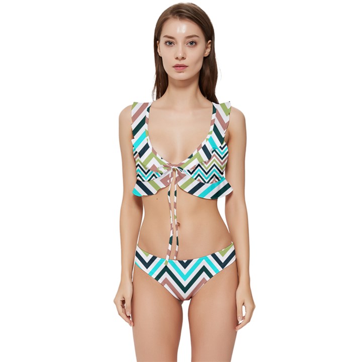 Cevron I Low Cut Ruffle Edge Bikini Set