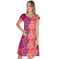 Pattern 102 Classic Short Sleeve Dress by GardenOfOphir