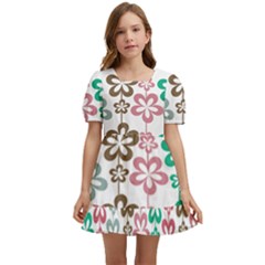 Pattern 105 Kids  Short Sleeve Dolly Dress by GardenOfOphir